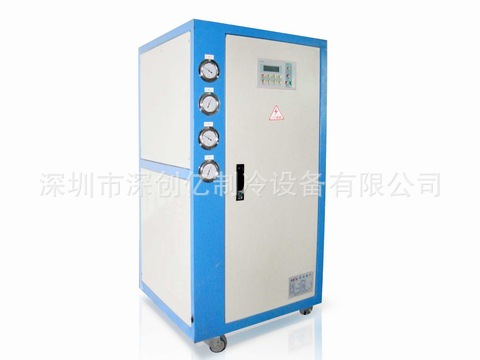 选择低温类型的工业冷水机能够满足大部分企业的降温需求