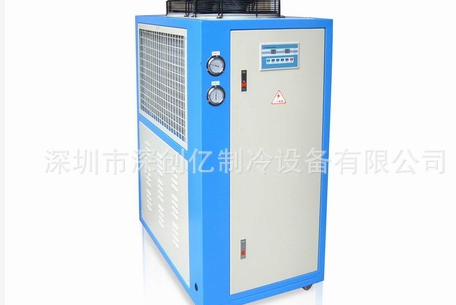 冷却水温较高意味着工业冷水机冷凝器的运行功率较低